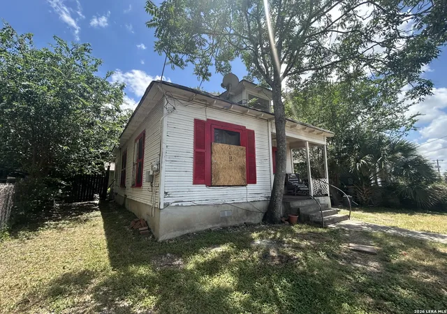 2nd image of 922 Denver Blvd, San Antonio, TX 78210 | MLS# 1997452