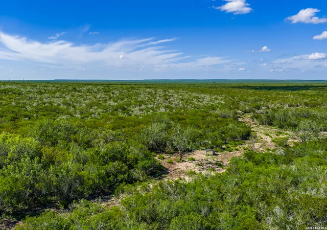 Photo 3 of House for sale at 111 Los Lomas Ranch Road, Freer, TX 78357 | MLS# 1997459 | Listing updated on 2026-07-14