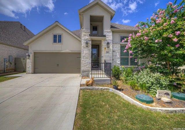 Photo 3 of Single family home for sale at 415 Bridle, New Braunfels, TX 78132 | MLS# 1997473 | Listing updated on 2026-09-04