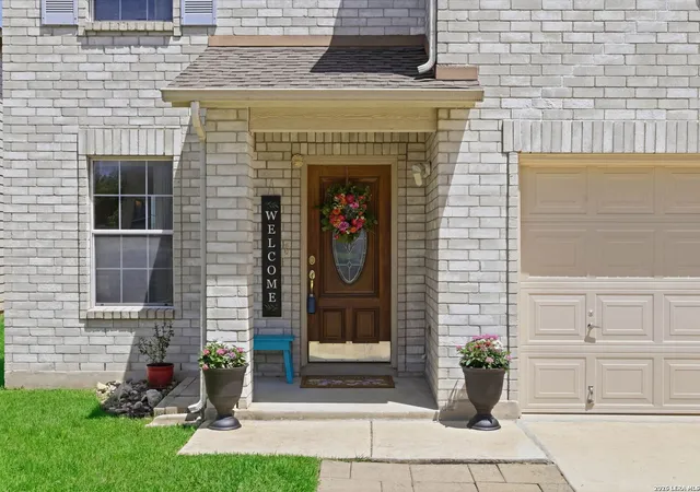 Photo 3 of Sale Pending at 6511 Falcons Hts, San Antonio, TX 78233 | MLS# 1997479 | Listing updated on 2026-08-01