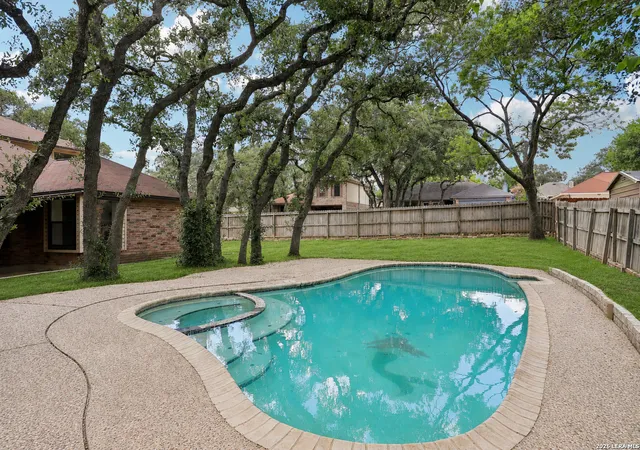 Homes for sale in Live Oak, TX | 11202 Forest Shower, Live Oak, TX 78233 | MLS# 1997487