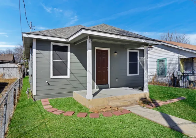 Homes for sale in San Antonio, TX | 1635 Arbor Pl, San Antonio, TX 78207 | MLS# 1997490