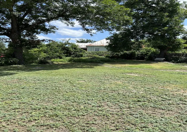 2nd image of 724 Montana, San Antonio, TX 78203 | MLS# 1997497