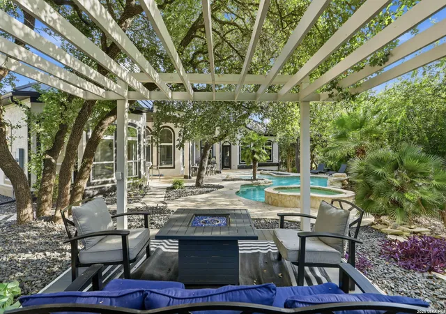 5th image of 1 Bayside Ct, San Antonio, TX 78257 | MLS# 1997522