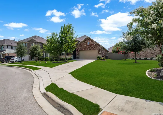 Photo 3 of Single family home for sale at 4723 Island Holw, Marion, TX 78124 | MLS# 1997549 | Listing updated on 2026-08-10