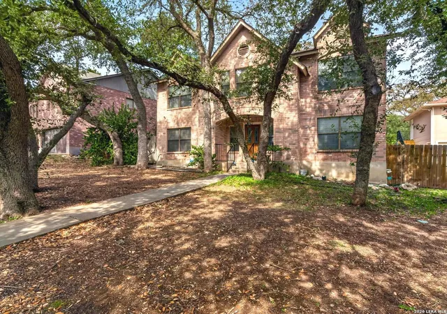 Single family home for sale at 16826 Winding Oak Dr, San Antonio, TX 78247 | MLS# 1997572
