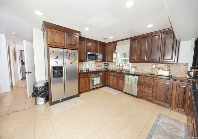 Homes for sale in Hondo, TX | 1466 County Road 456, Hondo, TX 78861 | MLS# 1997607