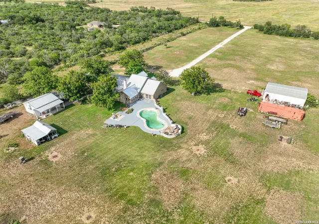 Homes for sale in Hondo, TX | 1466 County Road 456, Hondo, TX 78861 | MLS# 1997607