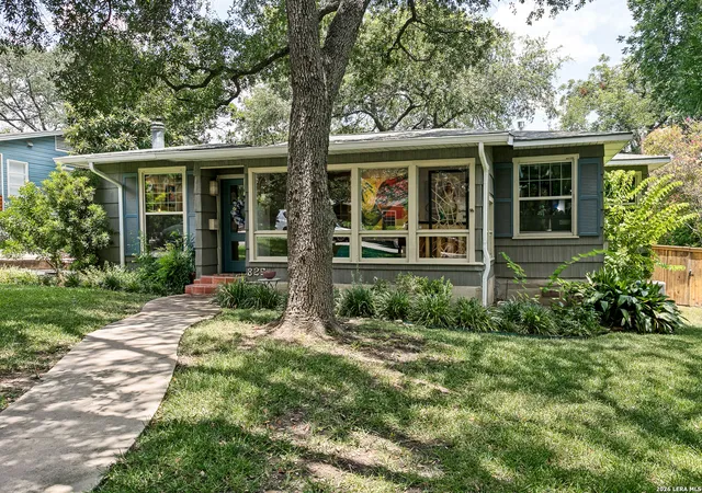 3rd image of 825 Wiltshire Ave, Terrell Hills, TX 78209 | MLS# 1997646