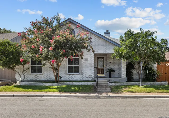 2nd image of 6119 Crescent Fls, Windcrest, TX 78239 | MLS# 1997654