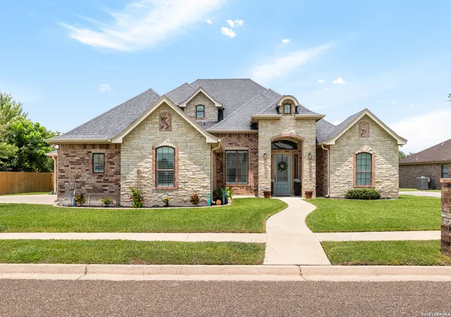 Homes for sale in Harlingen, TX | 4306 Water Edge, Harlingen, TX 78552 | MLS# 1997659