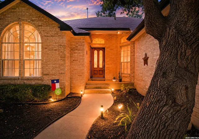 Photo 2 of Single family home for sale at 7830 Braun Bnd, San Antonio, TX 78250 | MLS# 1997670 | Listing updated on 2026-09-14