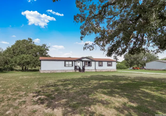 2nd image of 22707 Savannah Hts, Von Ormy, TX 78073 | MLS# 1997684