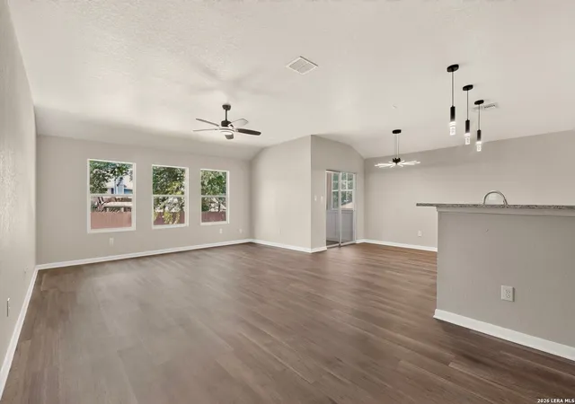 4th image of 120 Evening Breeze, Cibolo, TX 78108 | MLS# 1997722