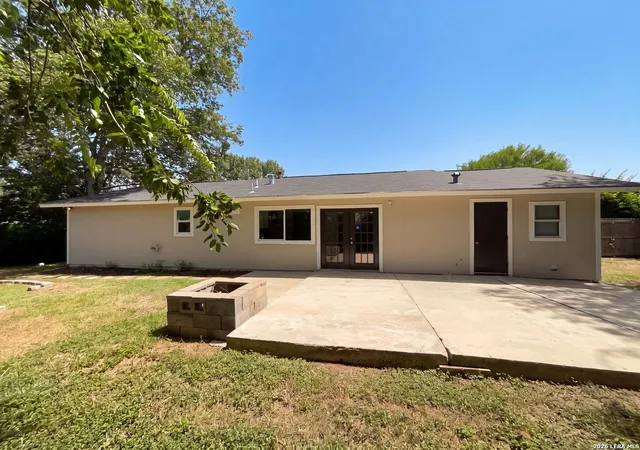 Photo 4 of Single family home for sale at 7303 Havenbrook Dr, San Antonio, TX 78227 | MLS# 1997758 | Listing updated on 2026-09-11