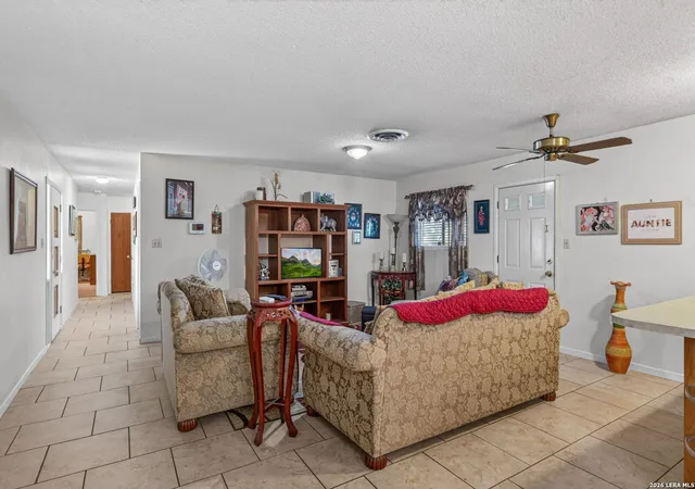 Homes for sale in Pleasanton, TX | 218 Lantana Ln, Pleasanton, TX 78064 | MLS# 1997813