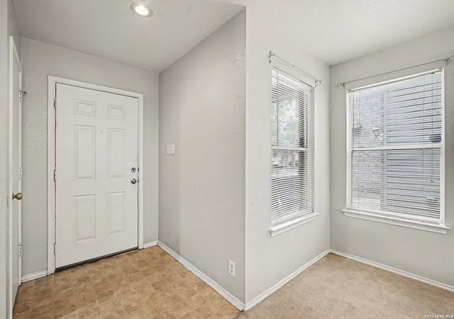 Photo 3 of Single family home for sale at 7 Moondance Hl, San Antonio, TX 78254 | MLS# 1997840 | Listing updated on 2026-09-16