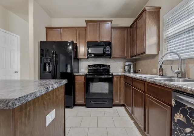 Homes for sale in San Antonio, TX | 149 Golden Wren, San Antonio, TX 78253 | MLS# 1997871