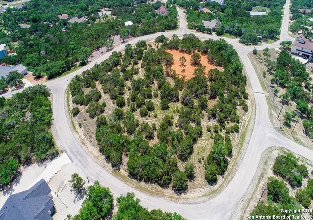 Photo 1 of Land for sale at 520 Golden Eagle Loop, Canyon Lake, TX 78133 | MLS# 1997887 | Listing updated on 2026-07-17