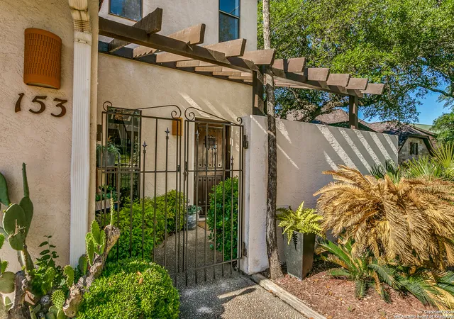 Photo 2 of Single family home for sale at 153 Watts Ln #6, Canyon Lake, TX 78133 | MLS# 1997906 | Listing updated on 2026-07-17