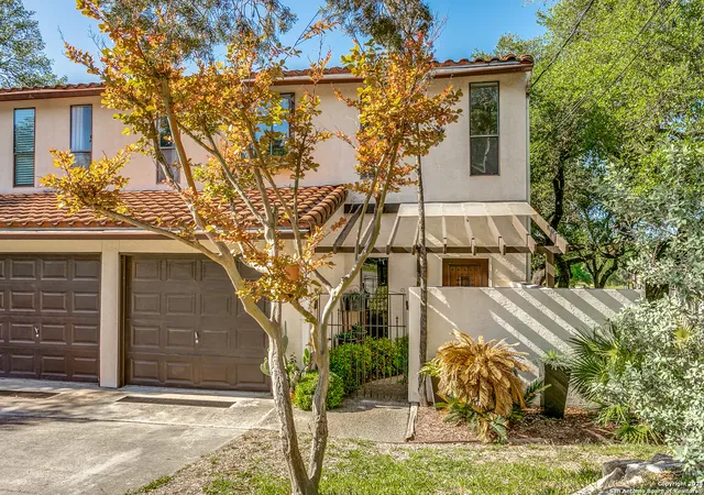 Photo 2 of Single family home for sale at 153 Watts Ln #6, Canyon Lake, TX 78133 | MLS# 1997906 | Listing updated on 2026-07-17