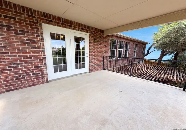 5th image of 622 Mesa Ln, San Antonio, TX 78258 | MLS# 1997929