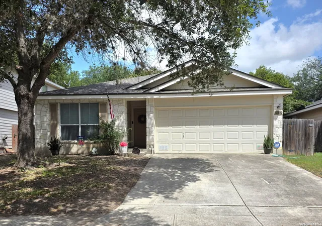 Photo 1 of Sale Pending at 15827 Manes Grv, San Antonio, TX 78247 | MLS# 1997932 | Listing updated on 2026-09-08