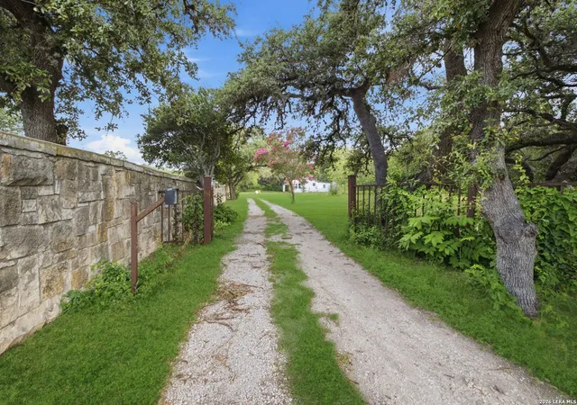 Homes for sale in Helotes, TX | 13285 Antonio Dr, Helotes, TX 78023 | MLS# 1998019