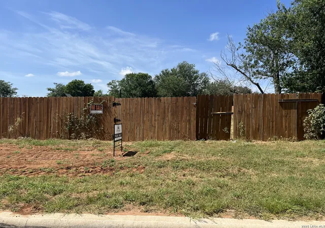 4th image of 00 S Pecan, Pearsall, TX 78061 | MLS# 1998031