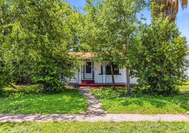 1st image of 131 Freiling, San Antonio, TX 78213 | MLS# 1998032