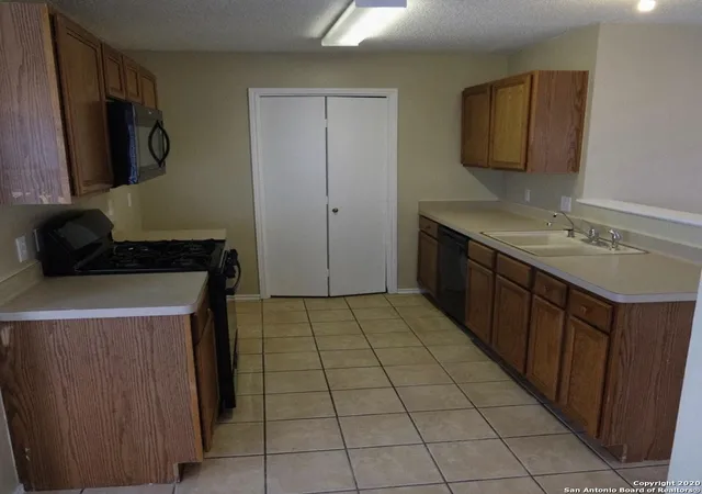 Photo 3 of Single family home for sale at 9818 Autumn Valley, Converse, TX 78109 | MLS# 1998050 | Listing updated on 2026-09-04