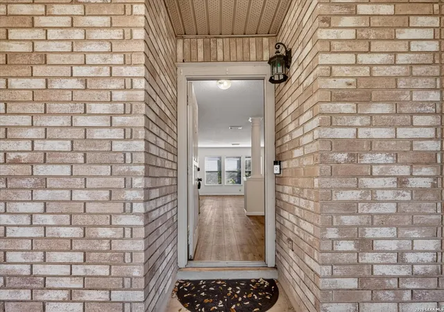 Photo 4 of Single family home for sale at 1830 Enero Park, San Antonio, TX 78230 | MLS# 1998063 | Listing updated on 2026-09-13