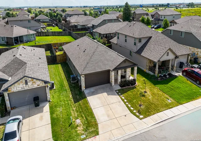 2nd image of 2299 Clover, New Braunfels, TX 78130 | MLS# 1998075
