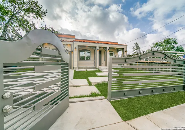 3rd image of 218 Shenandoah, San Antonio, TX 78210 | MLS# 1998171