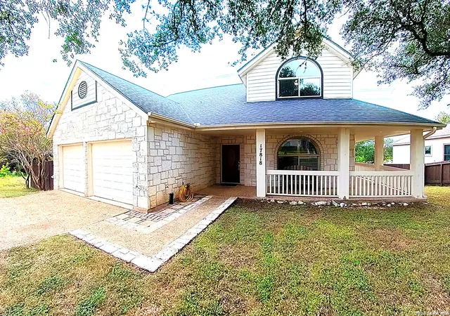 Photo 3 of Single family home for sale at 17818 Winter Hl, San Antonio, TX 78258 | MLS# 1998174 | Listing updated on 2026-09-11