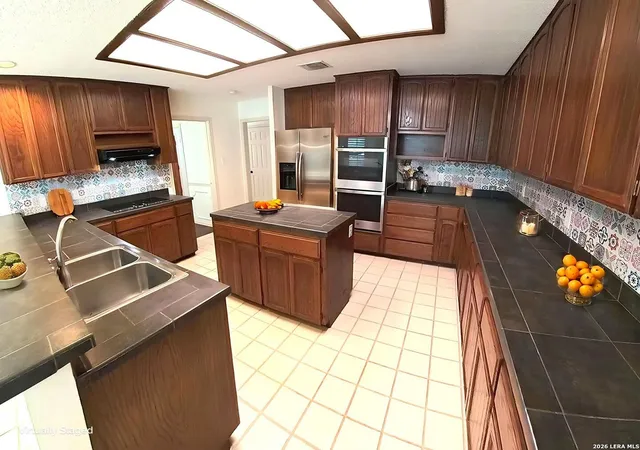 Photo 4 of Single family home for sale at 17818 Winter Hl, San Antonio, TX 78258 | MLS# 1998174 | Listing updated on 2026-09-11