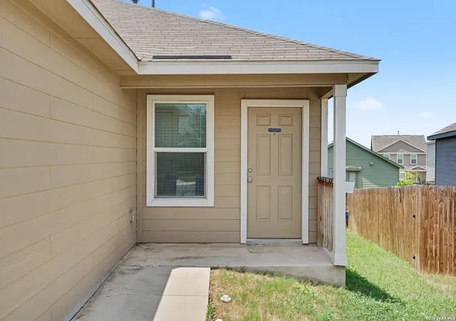 Photo 3 of Sale Pending at 13939 Bull Cv, San Antonio, TX 78252 | MLS# 1998192 | Listing updated on 2026-09-12