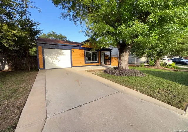Photo 1 of Sale Pending at 6226 Valley Castle, San Antonio, TX 78250 | MLS# 1998204 | Listing updated on 2026-09-16