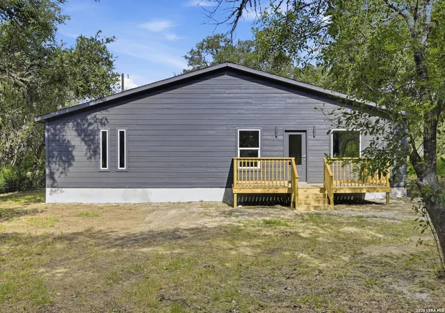 Photo 3 of Single family home for sale at 24173 Us Hwy 281 S, San Antonio, TX 78264 | MLS# 1998223 | Listing updated on 2026-09-04