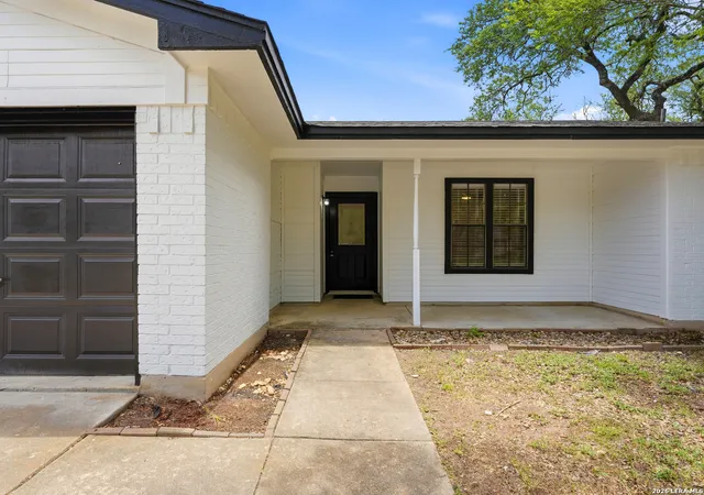 4th image of 104 S Mount Rushmore Dr, Cedar Park, TX 78613 | MLS# 1998230