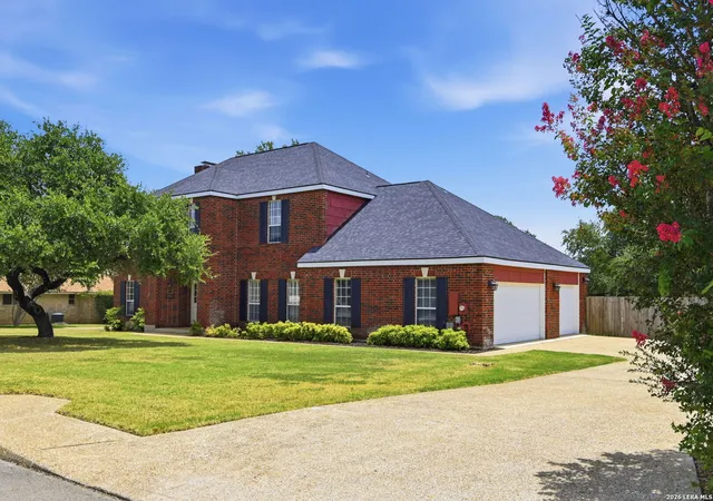 Photo 3 of Single family home for sale at 120 Merry Trail, Hollywood Park, TX 78232 | MLS# 1998232 | Listing updated on 2026-09-18
