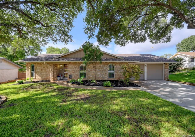 Homes for sale in Universal City, TX | 106 Barcelona Dr, Universal City, TX 78148 | MLS# 1998280