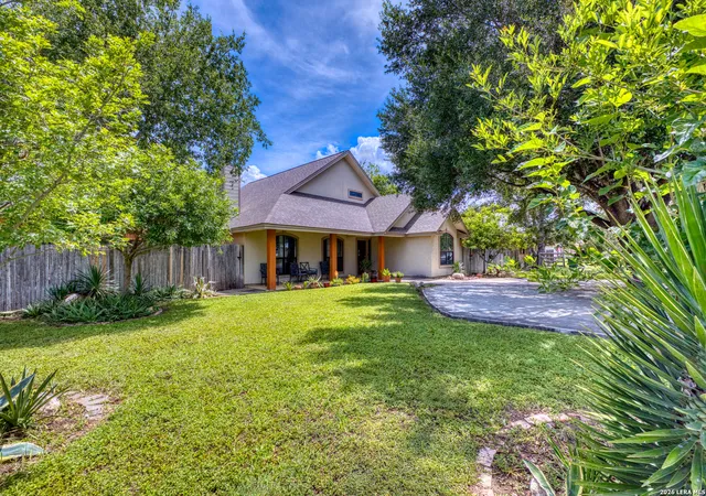 2nd image of 436 Melody Ln, Uvalde, TX 78801 | MLS# 1998315