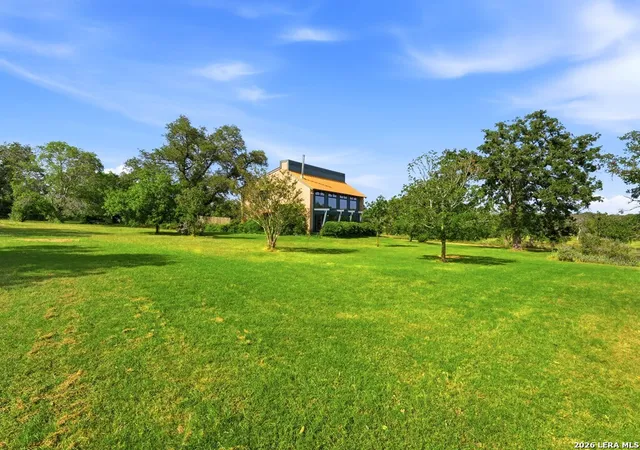 Homes for sale in Fredericksburg, TX | 213 Cardinal Ln, Fredericksburg, TX 78624 | MLS# 1998327