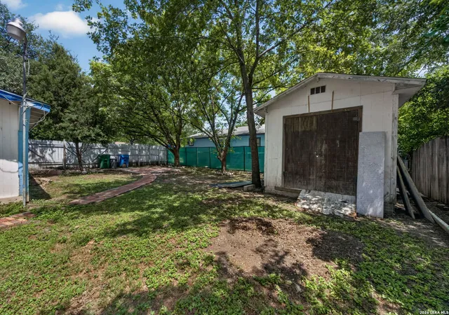 3rd image of 732 S San Eduardo Ave, San Antonio, TX 78237 | MLS# 1998335