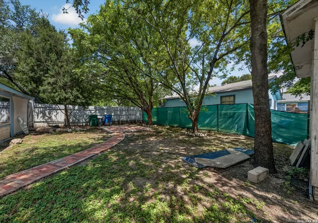 4th image of 732 S San Eduardo Ave, San Antonio, TX 78237 | MLS# 1998335