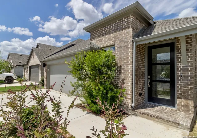 Photo 1 of Single family home for sale at 311 Balaton Lk, Marion, TX 78124 | MLS# 1998342 | Listing updated on 2026-09-18