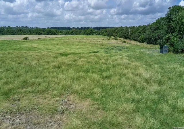 14th image of 120 Anderson Hl, Seguin, TX 78155 | MLS# 1998359