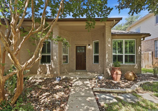 Photo 3 of Single family home for sale at 16619 Raven Glenn, San Antonio, TX 78248 | MLS# 1998433 | Listing updated on 2026-09-18