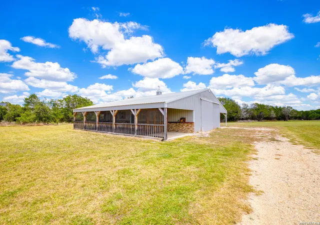 Homes for sale in Bandera, TX | 323 Buckskin Trl, Bandera, TX 78003 | MLS# 1998462